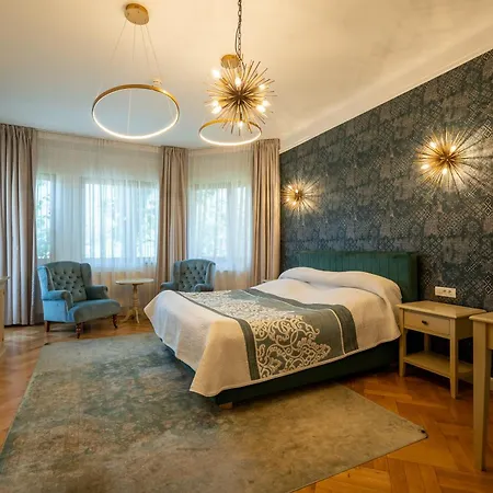 Casa Cranta 4* Brașov